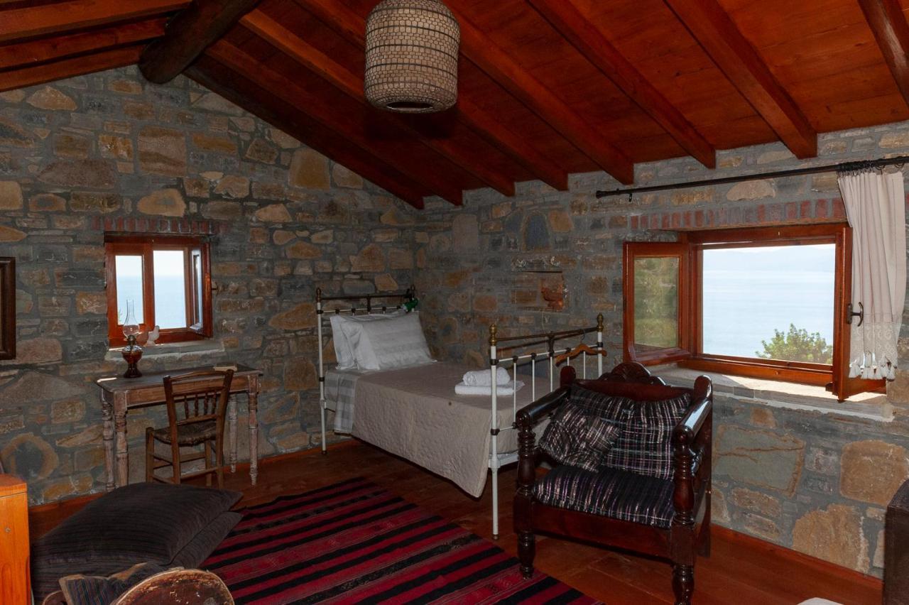 Oceanis Cottage House Ormos Koumeikon Buitenkant foto